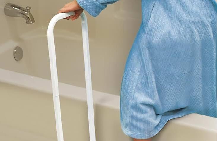 Вы когда-нибудь пробовали мыть голову или чистить зубы лежа